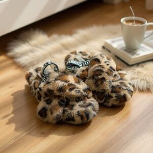 BCBG Animal Print Fuzzy Slipper Womens SIze 10